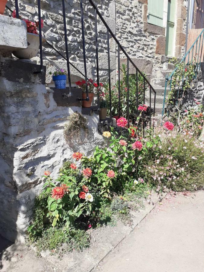 Le Refuge Des Alpes Mancelles Apartment Fresnay-sur-Sarthe Екстериор снимка